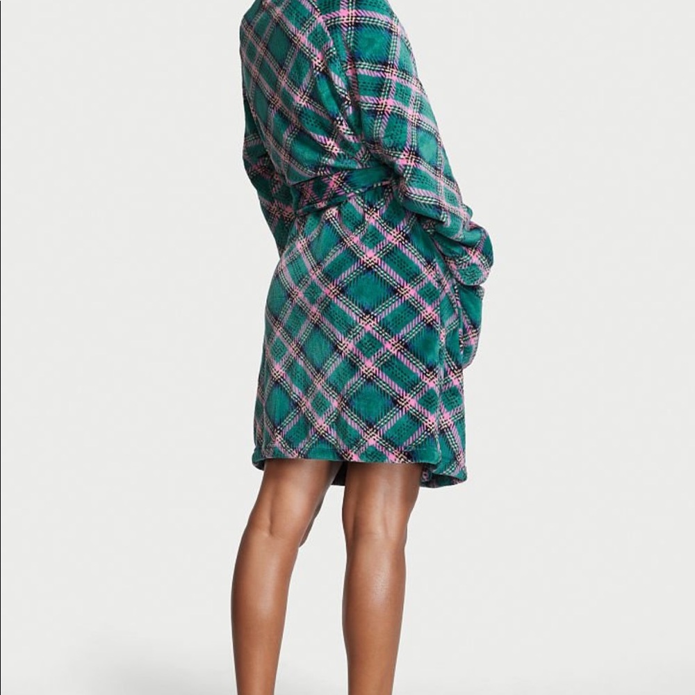 Victoria Secret Robe XS - Picture 2 of 4